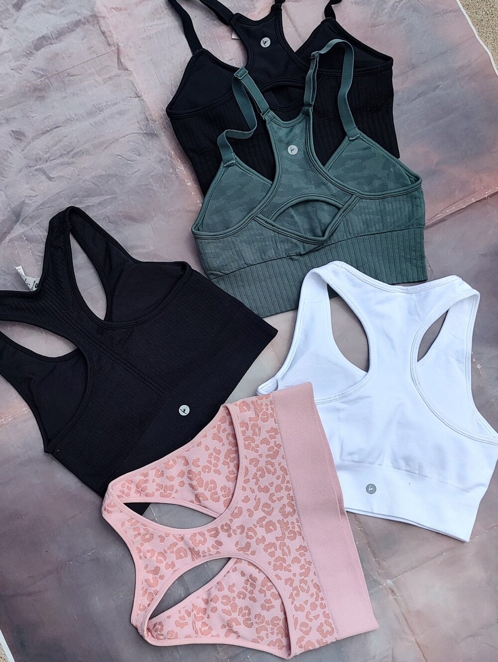 5 Seamless Racerback Comfort Sports Bra! - Picture 11 of 13
